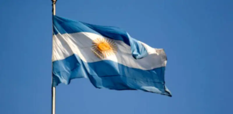 Argentina logra refinanciar el 100% de su deuda con colocación de 11,04 billones de pesos