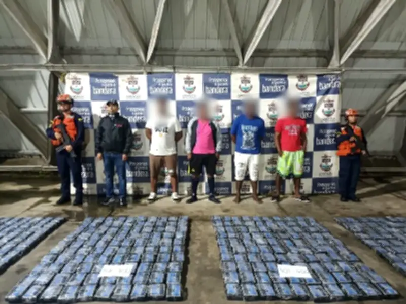 Armada colombiana incauta más de una tonelada de droga en operativo naval cerca de Santa Marta