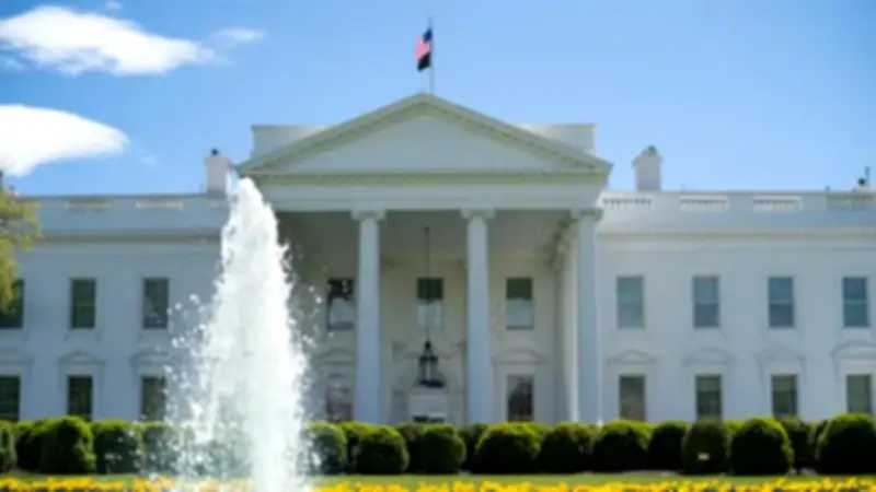 Arrestan a conductor tras estrellar camioneta contra barricada de la Casa Blanca