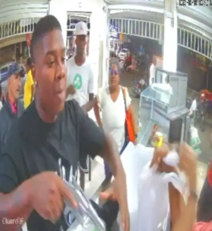 Asalto a mano armada en Puerto Tejada, Cauca: todo captado por cámaras de seguridad