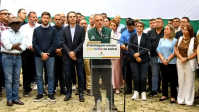 Asamblea de Antioquia declara persona no grata a Iván Cepeda tras polémicas declaraciones