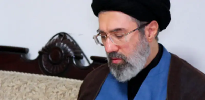 Asamblea de Expertos de Irán designa a Mojtaba Jamenei como nuevo líder supremo tras muerte de su padre