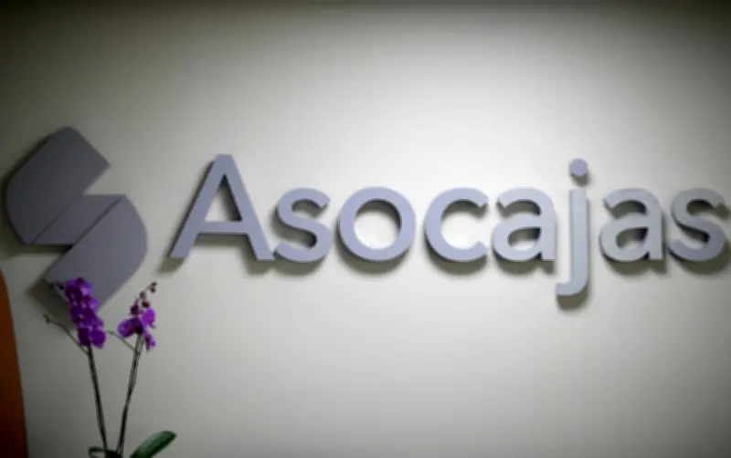 Asocajas advierte sobre riesgos de liquidar EPS sin garantías de transición en salud