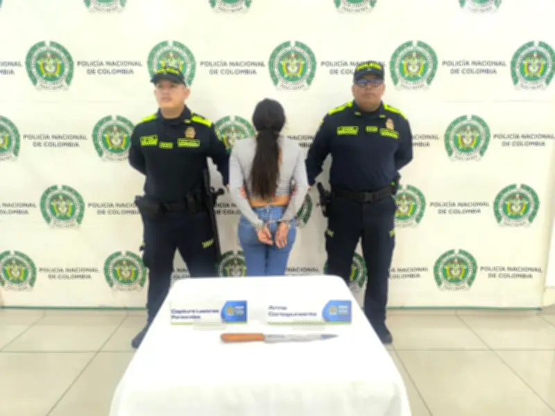 Ataque con cuchillo en Bucaramanga: mujer de 48 años capturada tras apuñalar a hombre de 55 años