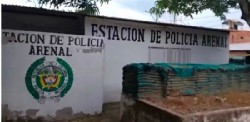 Ataque con drones explosivos del ELN hiere a civil y destruye viviendas en Arenal del Sur, Bolívar