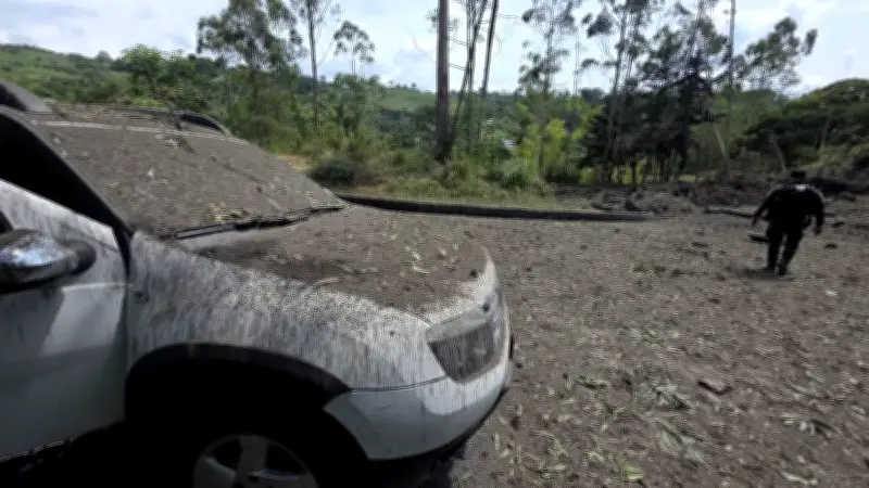Atentado con explosivos en la Panamericana deja un policía muerto y tres heridos en Timbío, Cauca