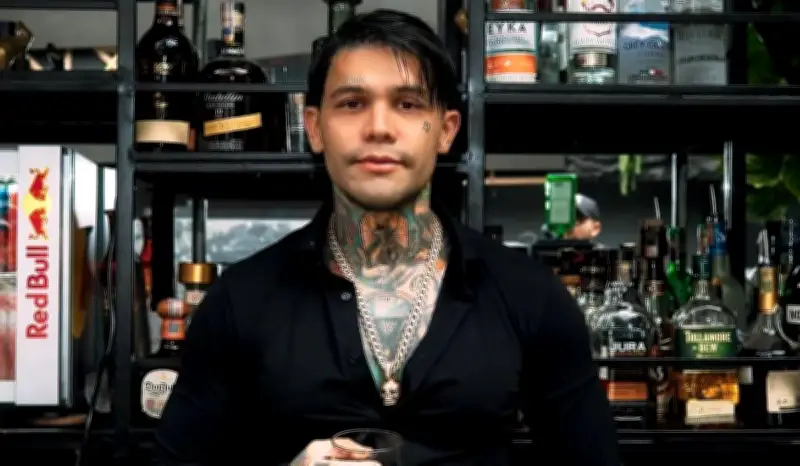 Avianca sanciona a influencer por conducta disruptiva en vuelo Bogotá-Madrid