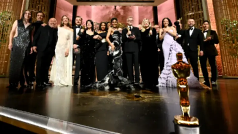 Batalla tras batalla arrasa en los Oscar con seis premios, incluido mejor película