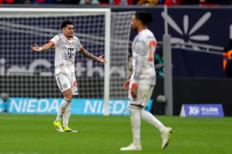 Bayern Múnich apela expulsión de Luis Díaz tras empate tenso en Bundesliga