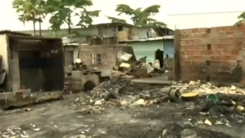 Bebé de seis meses sufre quemaduras graves en incendio que destruyó 41 viviendas en Cali