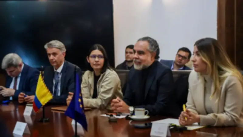 Benedetti se reunió con eurodiputados que observarán elecciones para analizar garantías