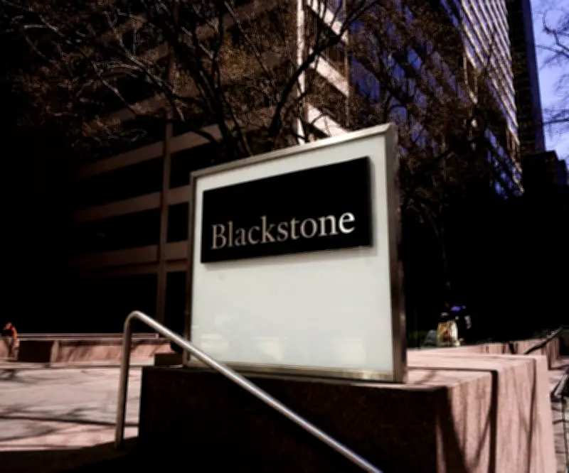 Blackstone lanza su primer fondo de cobertura para patrimonios privados en EE.UU.