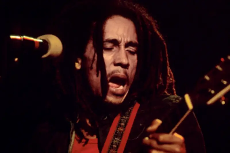 Bob Marley y el fútbol: el golpe que reveló el cáncer que causó su muerte