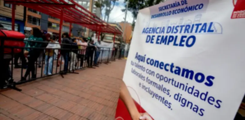 Bogotá abre más de 700 vacantes laborales en Semana Santa para distintos perfiles