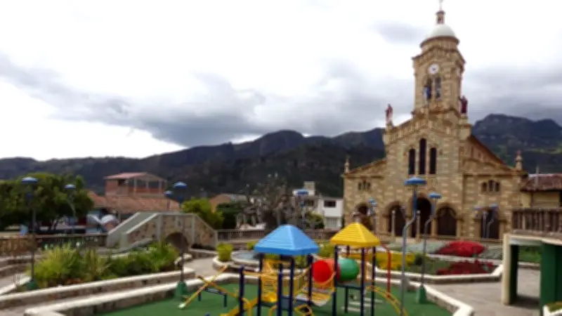 Bogotá declara parques y entornos escolares como espacios libres de consumo de drogas y alcohol