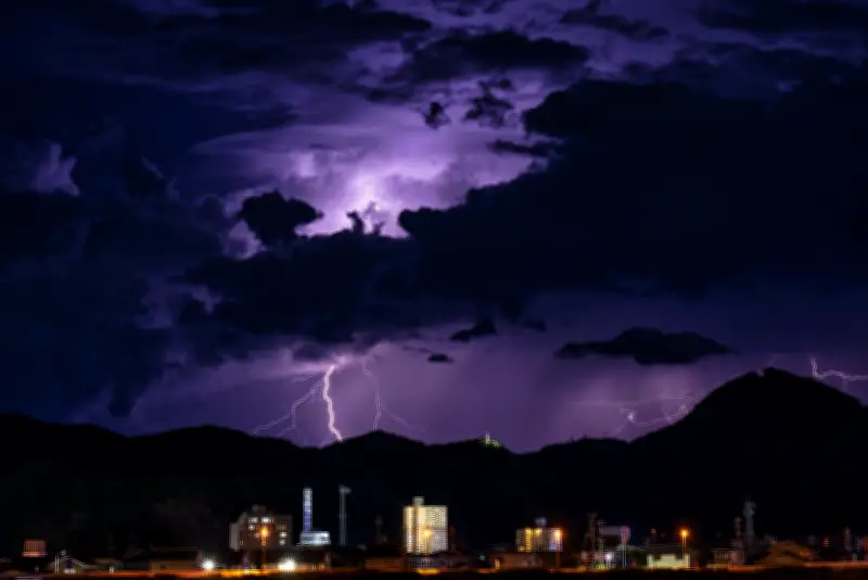 Bogotá en alerta: Fenómenos de 'La Niña' y temporada invernal coincidirán aumentando lluvias