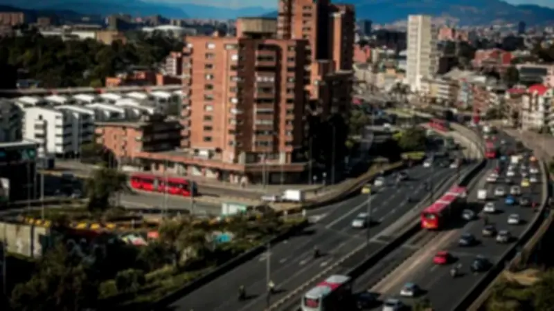 Bogotá implementa pico y placa este lunes: conozca restricciones y horarios