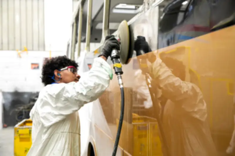 Bogotá inicia modernización del transporte con 68 buses eléctricos de nueva flota