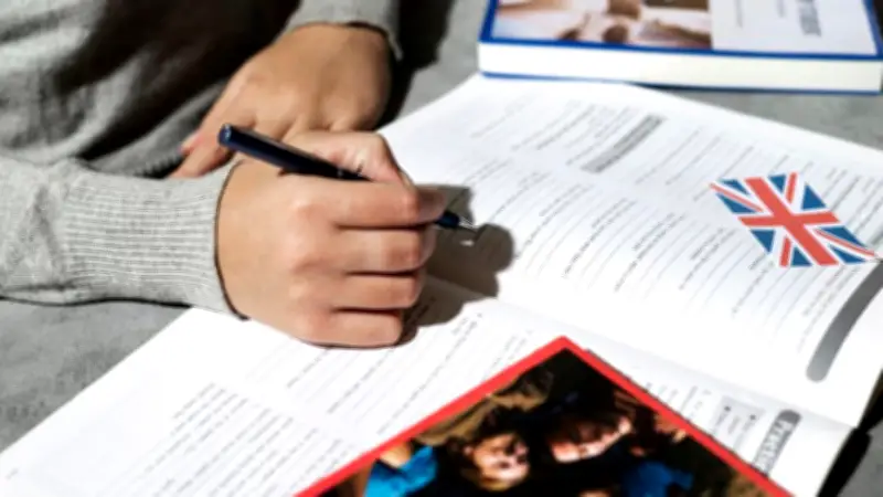 Bogotá ofrece 1.700 cupos gratuitos para estudiar inglés: requisitos y fechas clave