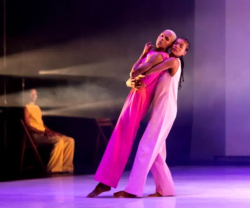 Bogotá se prepara para el Festival Internacional de Artes Vivas con más de 100 obras