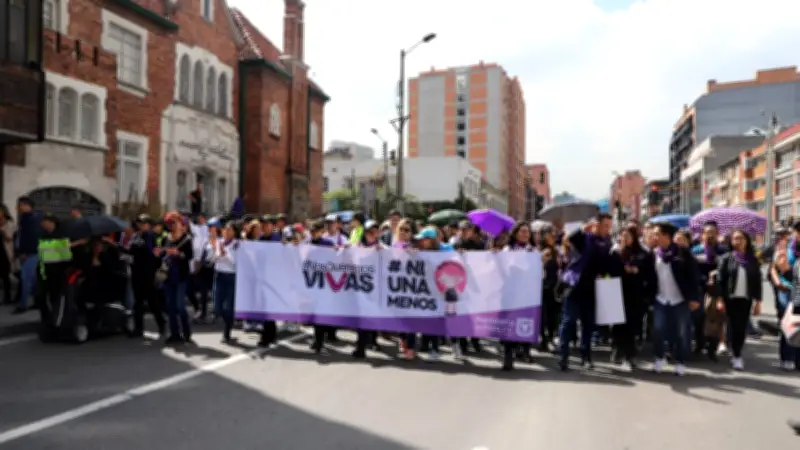 Bogotá se prepara para marchas feministas y elecciones que alterarán la movilidad esta semana