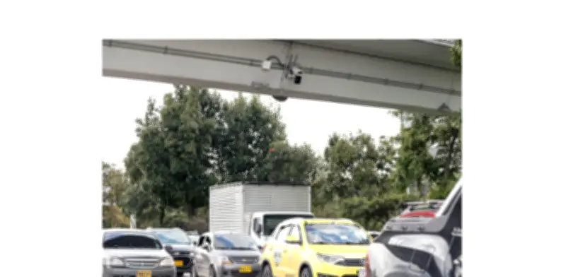 Bogotá tiene 120 cámaras de detección de placas sin instalar, pese a contrato de 14.000 millones
