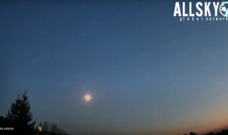 Bola de fuego ilumina cielos europeos: ESA confirma evento meteorítico de seis segundos