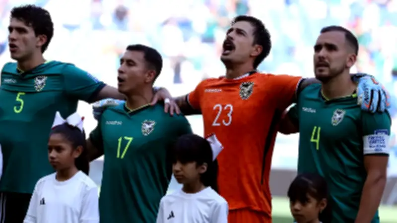 Bolivia mantiene viva su ilusión mundialista tras remontar ante Surinam