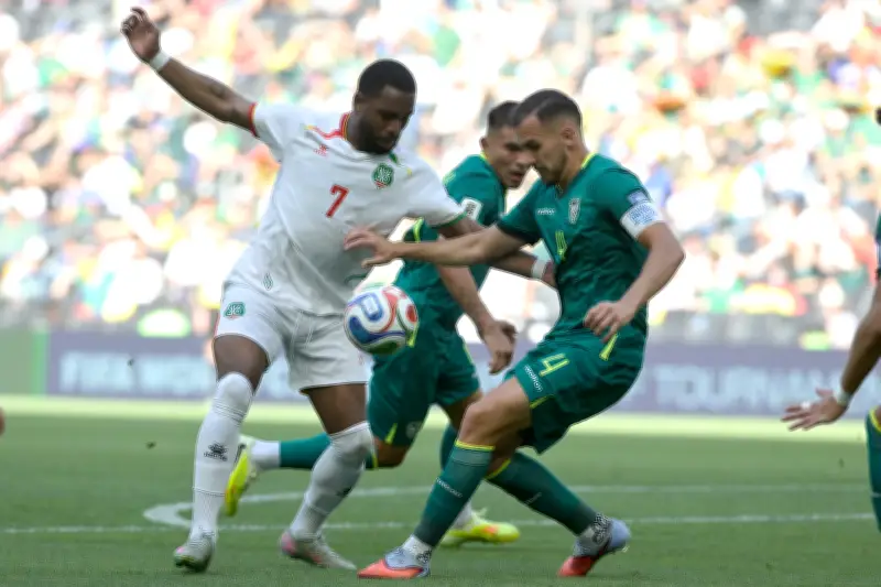 Bolivia supera a Surinam con sufrimiento y se acerca a la Copa Mundial 2026