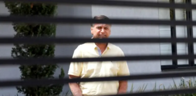 Bolsonaro enfrenta riesgo de volver a prisión por posible violación de prohibición de celular