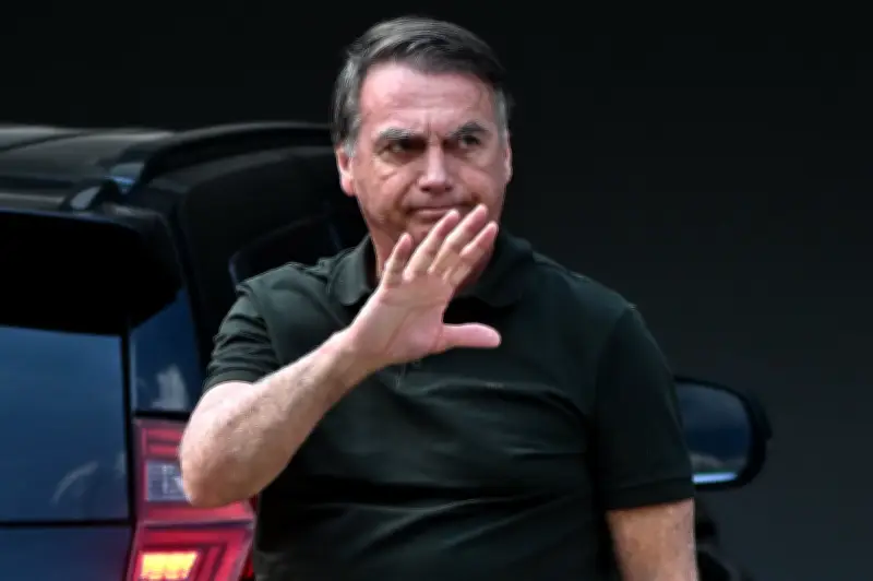 Bolsonaro hospitalizado en UCI por bronconeumonía bacteriana mientras cumple condena