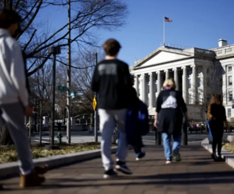 Bonos del Tesoro de EE.UU. repuntan tras declaraciones de Powell sobre límites de la FED