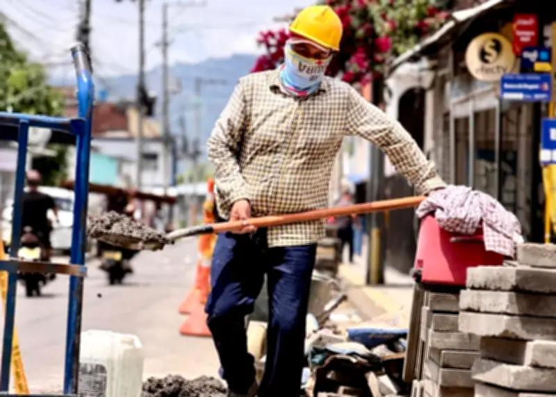 Bucaramanga invierte $2.900 millones en mejoramiento de andenes con avance del 37%