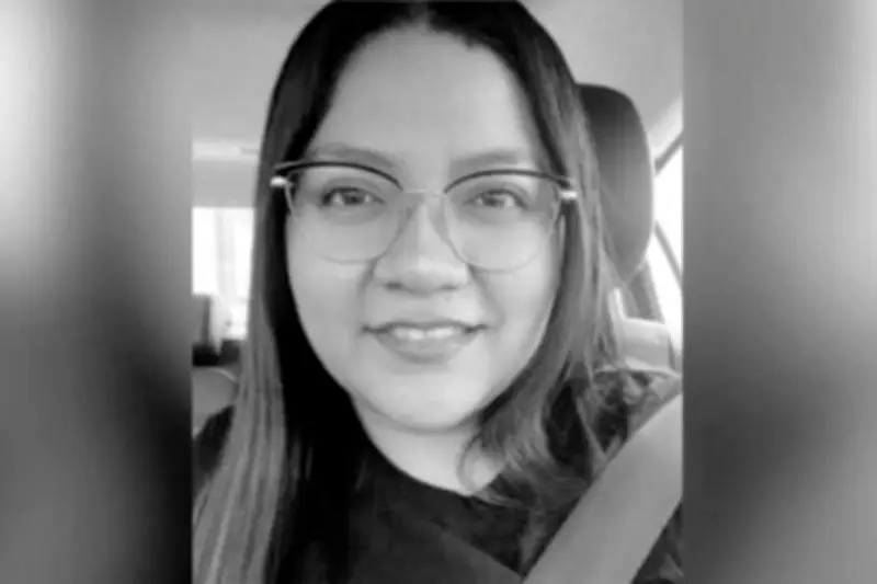 Cajera de peaje muere tras comer chocolates regalados por conductor en México