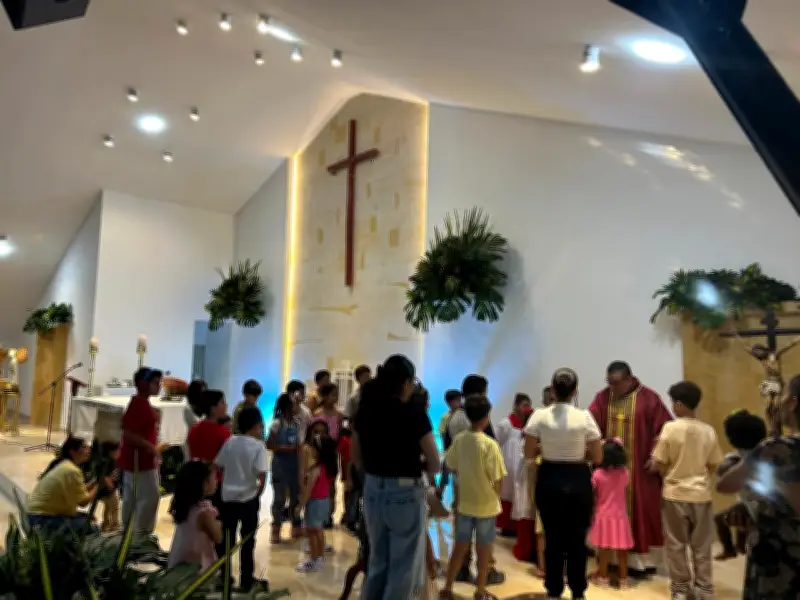 Cali: Comunidad de Vipasa renueva su parroquia y fe en Semana Santa 2026