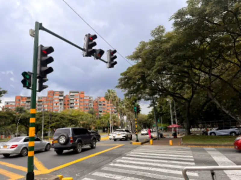 Cali enfrenta ola de vandalismo en semáforos con 12 nuevos casos en 10 días