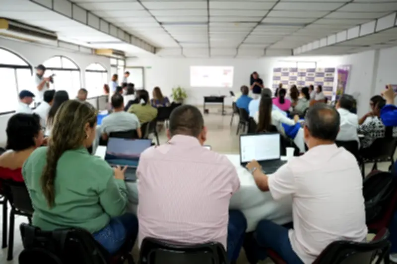 Cali fortalece a Mipymes con talleres para acceder a contratación pública con apoyo de Acopi y BID