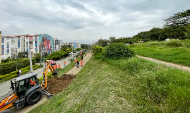 Cali restringe acceso vehicular al jarillón del río Cauca para proteger infraestructura