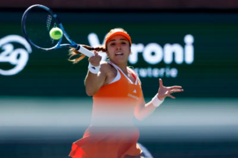 Camila Osorio vence a Siniaková en Miami Open 2026 entre tensión en las gradas