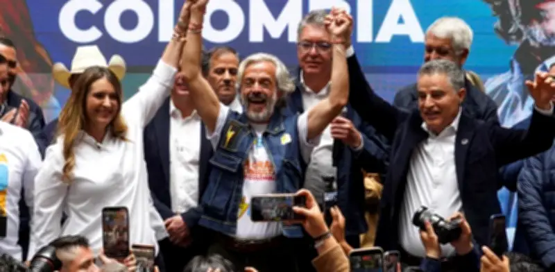 Candidatos presidenciales formalizan fórmulas vicepresidenciales en jornada crucial de inscripciones