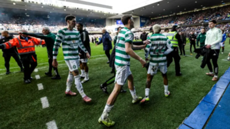 Caos total en el clásico escocés: aficionados invaden campo tras eliminación del Rangers