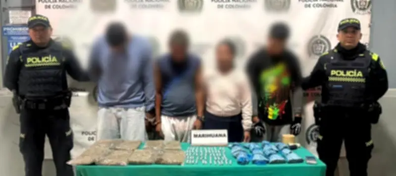 Capturan a cuatro presuntos integrantes de 'Los Costeños' en operativo antidrogas en Barranquilla