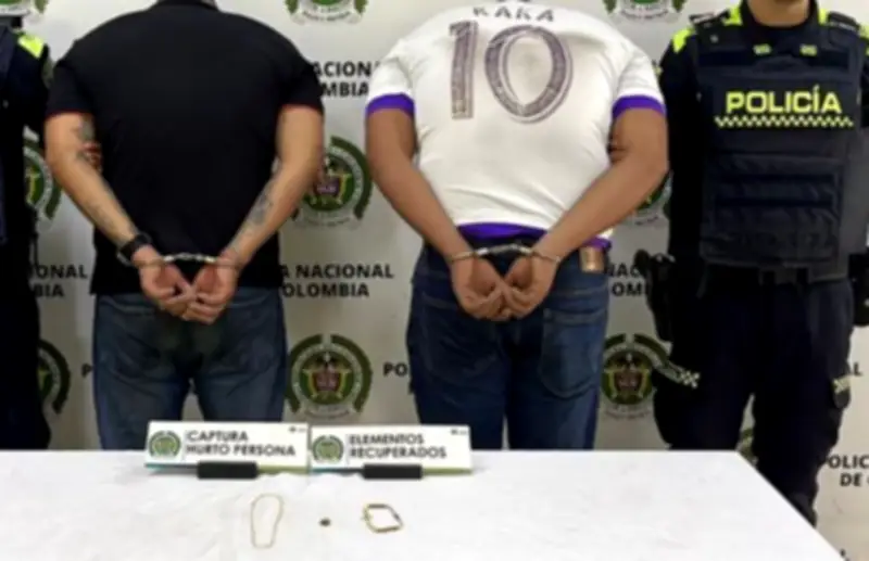 Capturan a dos hombres con extenso historial delictivo por hurto de joyas en Floridablanca