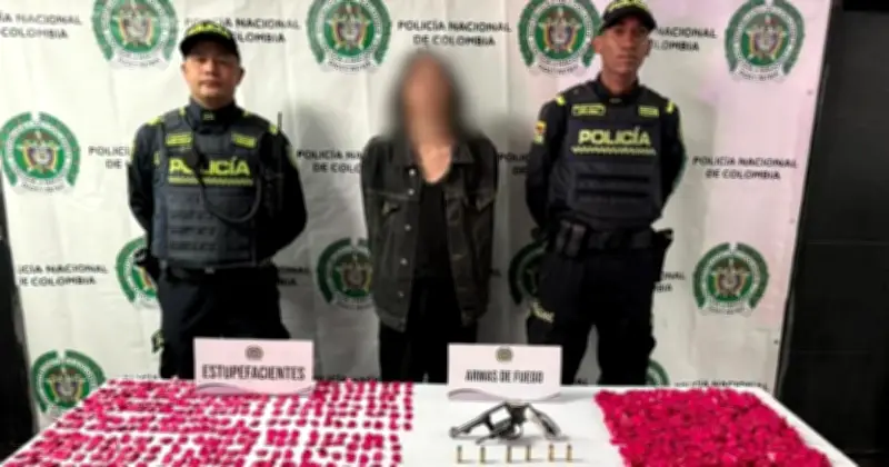 Capturan a hombre con más de 1.100 dosis de cocaína y revólver en el sur de Bogotá