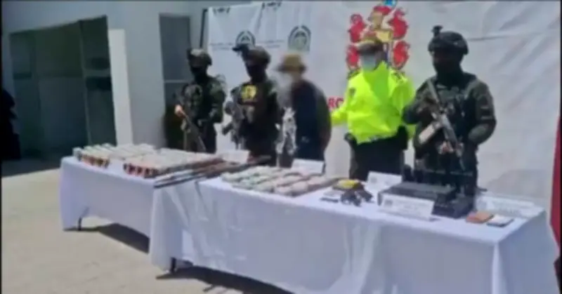 Capturan a influencer Javier Arias Stunt en Urabá: arsenal, $208 millones y equipos tecnológicos incautados