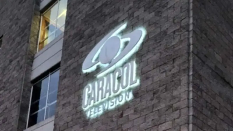 Caracol Televisión emite comunicado oficial sobre su programación y operaciones