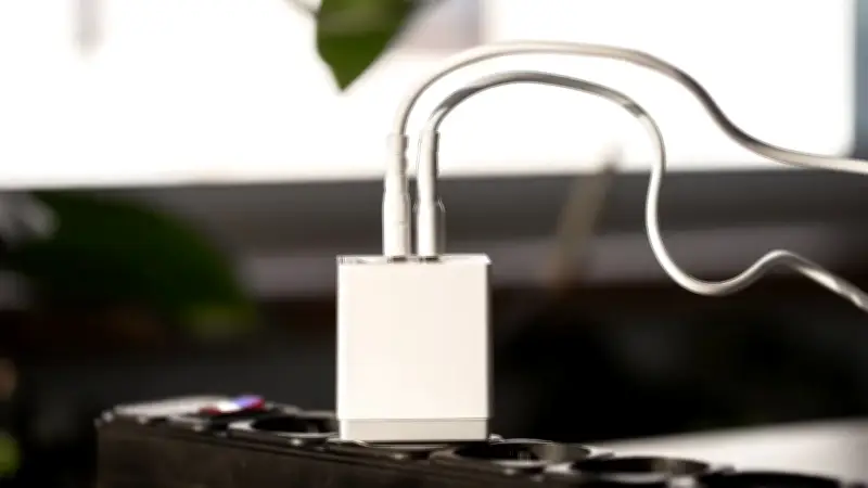 Cargadores ineficientes pueden aumentar su factura de luz, advierte la Unión Europea