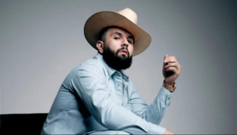 Carin León y Jelly Roll unen voces en 'Lighter', canción oficial del Mundial 2026