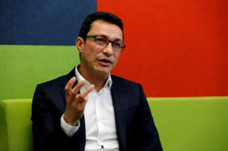 Carlos Caicedo: El candidato que apuesta por la educación con pagos a estudiantes