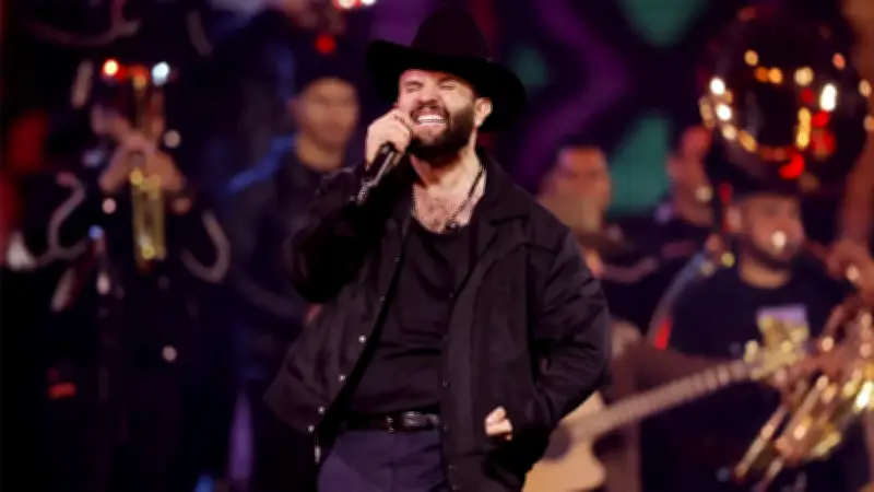 Carín León convierte a Hermosillo en capital musical con el exitoso debut de 'La Cura Fest'